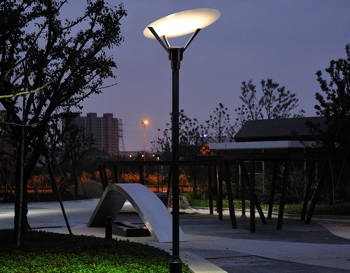 Pencahayaan Taman LED